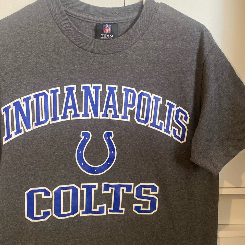 NFL (Indianapolis Colts)- Gray Team Apparel Tee